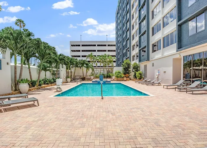 Holiday Inn Tampa Westshore - Airport Area By IhgAirport Hotel