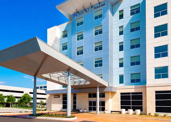 Hyatt House Tampa Airport/WestshoreAirport Hotel